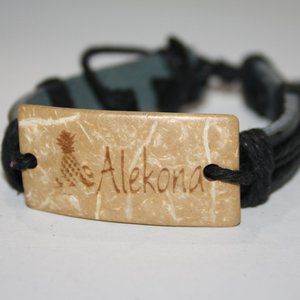 Black leather and coconut shell Alekona bracelet adjustable 6-9"